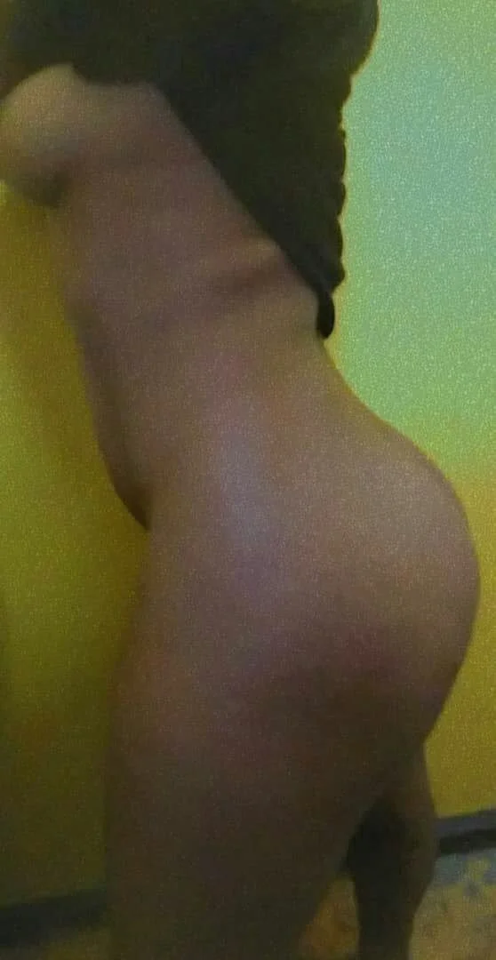 Tight Highlander teen🇵🇬 image 6