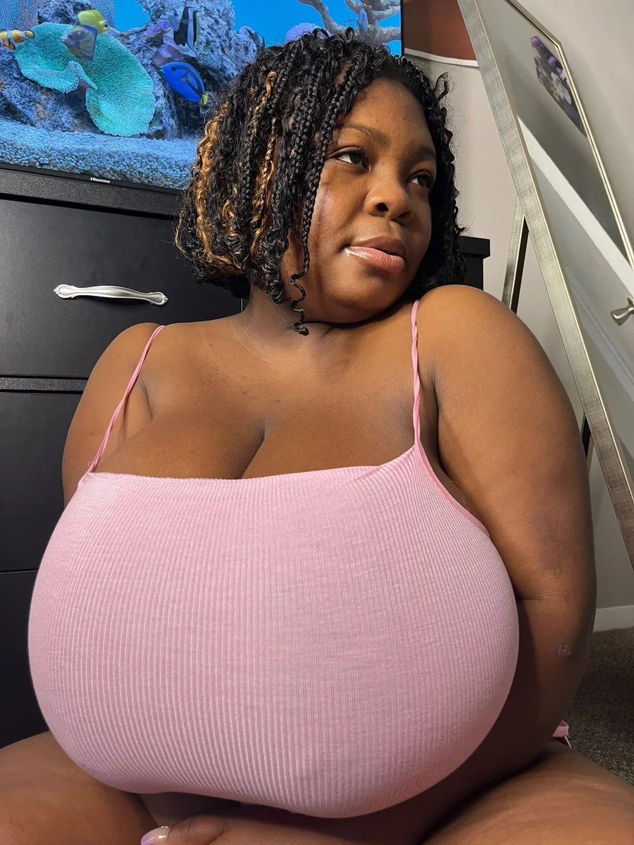 Juggs kamil Sexy image 8