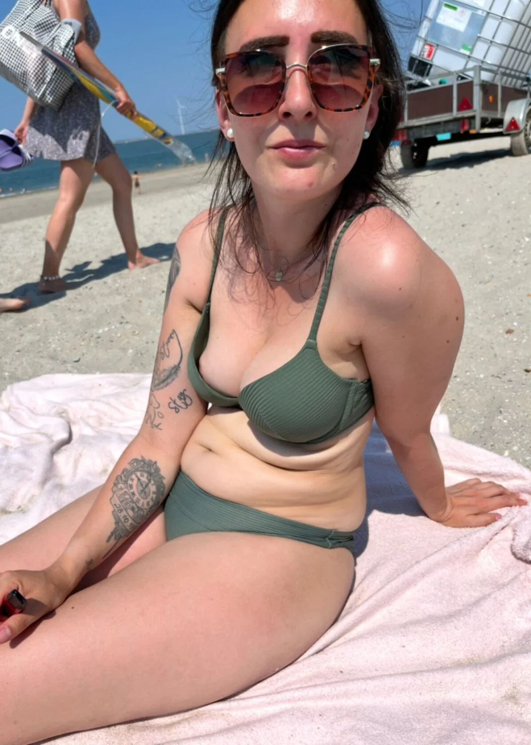 Fucked this German whore image 4