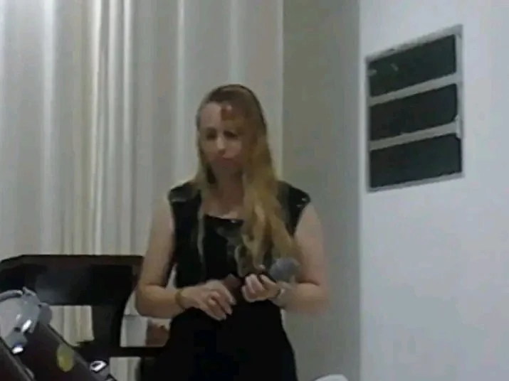 Casada Crente Safada image 9