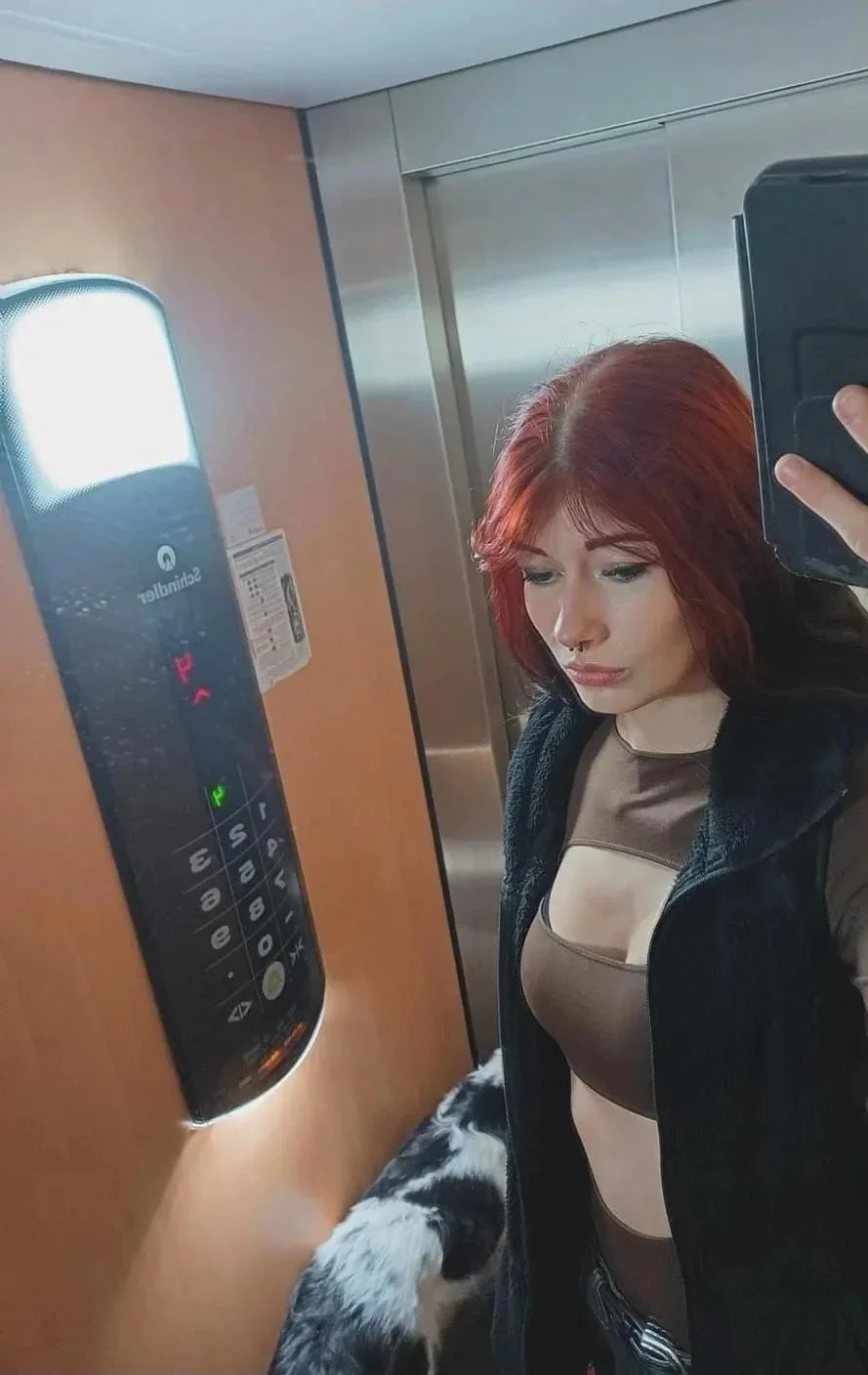Katie, 21, Alt whore gets naked for you image 5