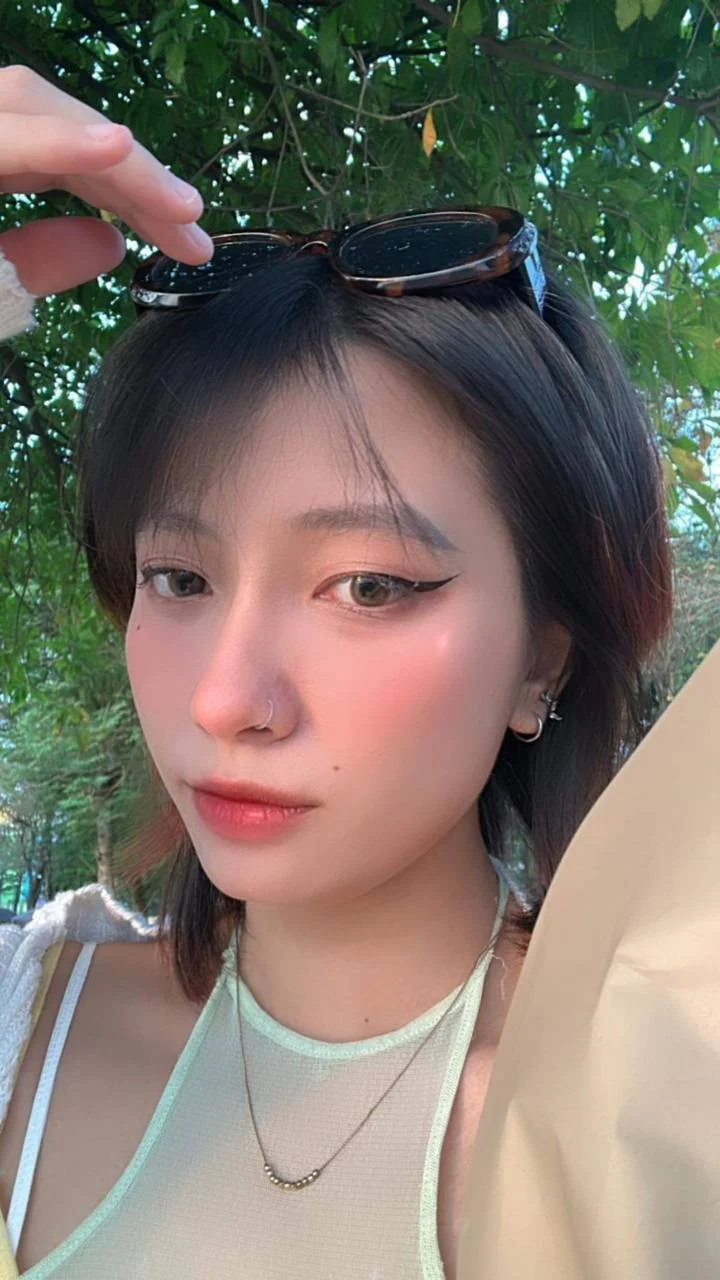 asian girlfriend image 3