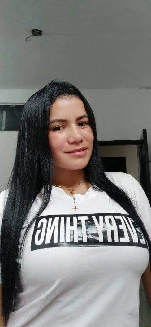 Aporte de seguidor🔥. Nos muestra a su hermosa mujer image 2