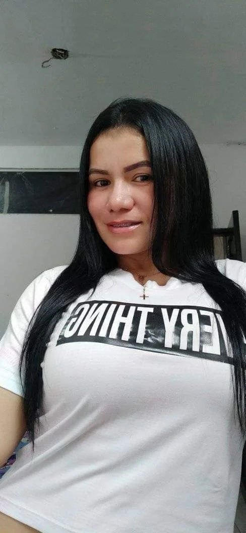 Aporte de seguidor🔥. Nos muestra a su hermosa mujer image 3