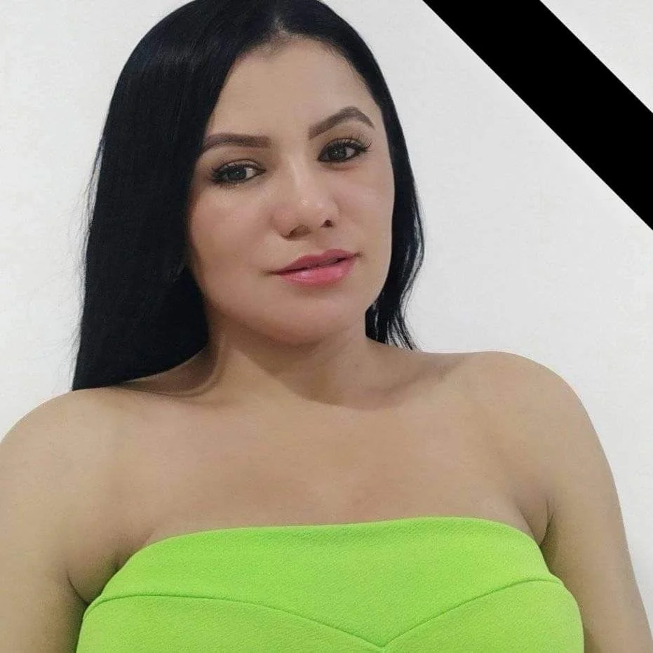 Aporte de seguidor🔥. Nos muestra a su hermosa mujer image 4
