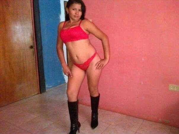 Aporte de seguidor🔥. Nos muestra a su hermosa mujer image 7