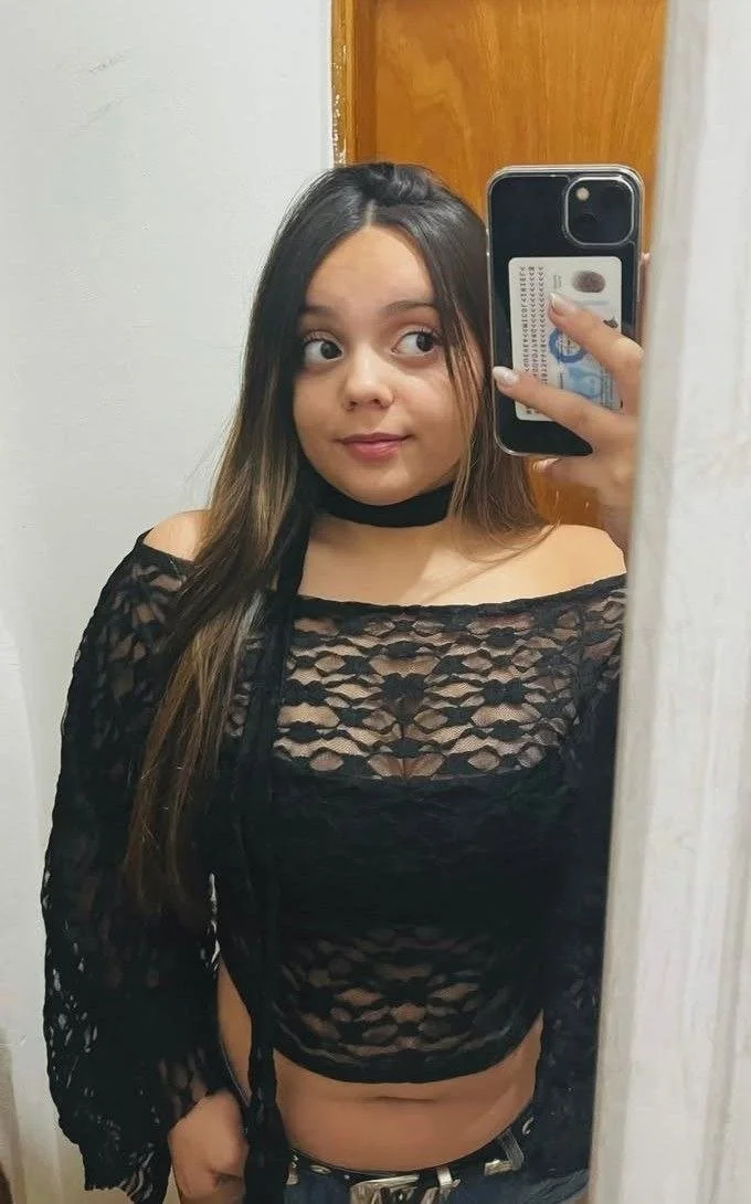 Micol pende gordibuena bien buenota y tetona image 20