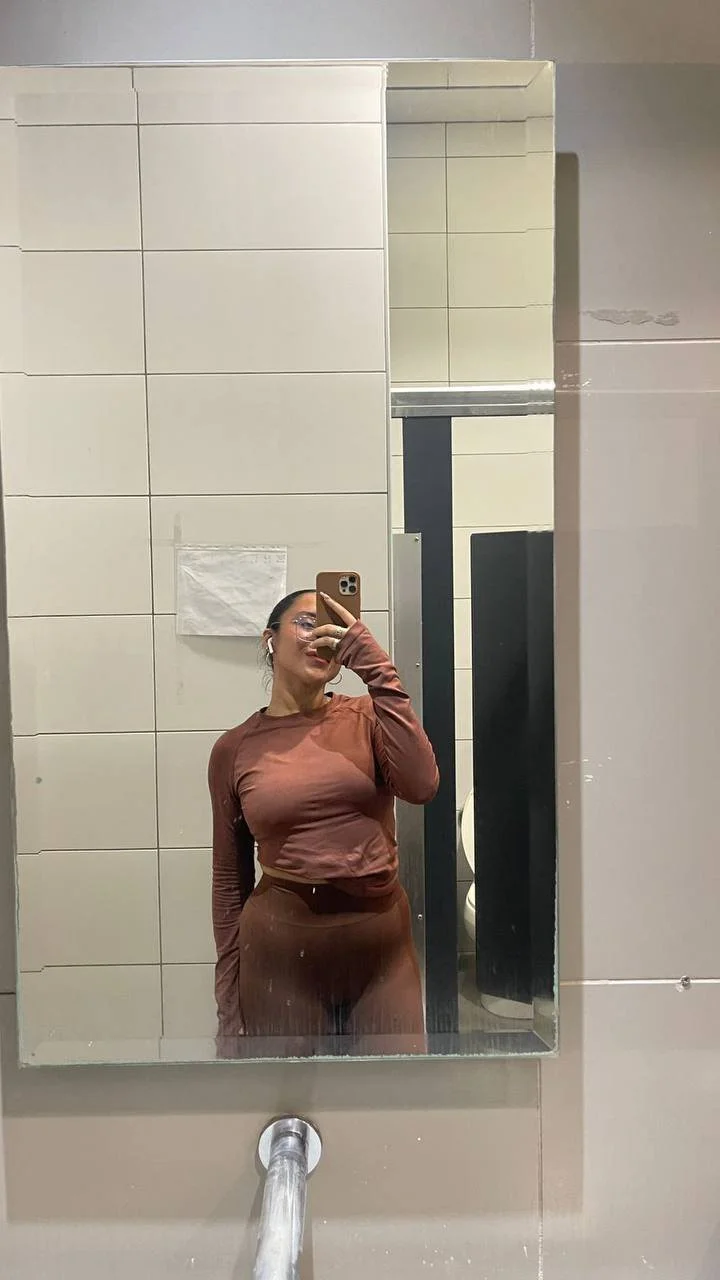 Ops... novinha sexy foi vazada no motel fazendo sexo anal image 2