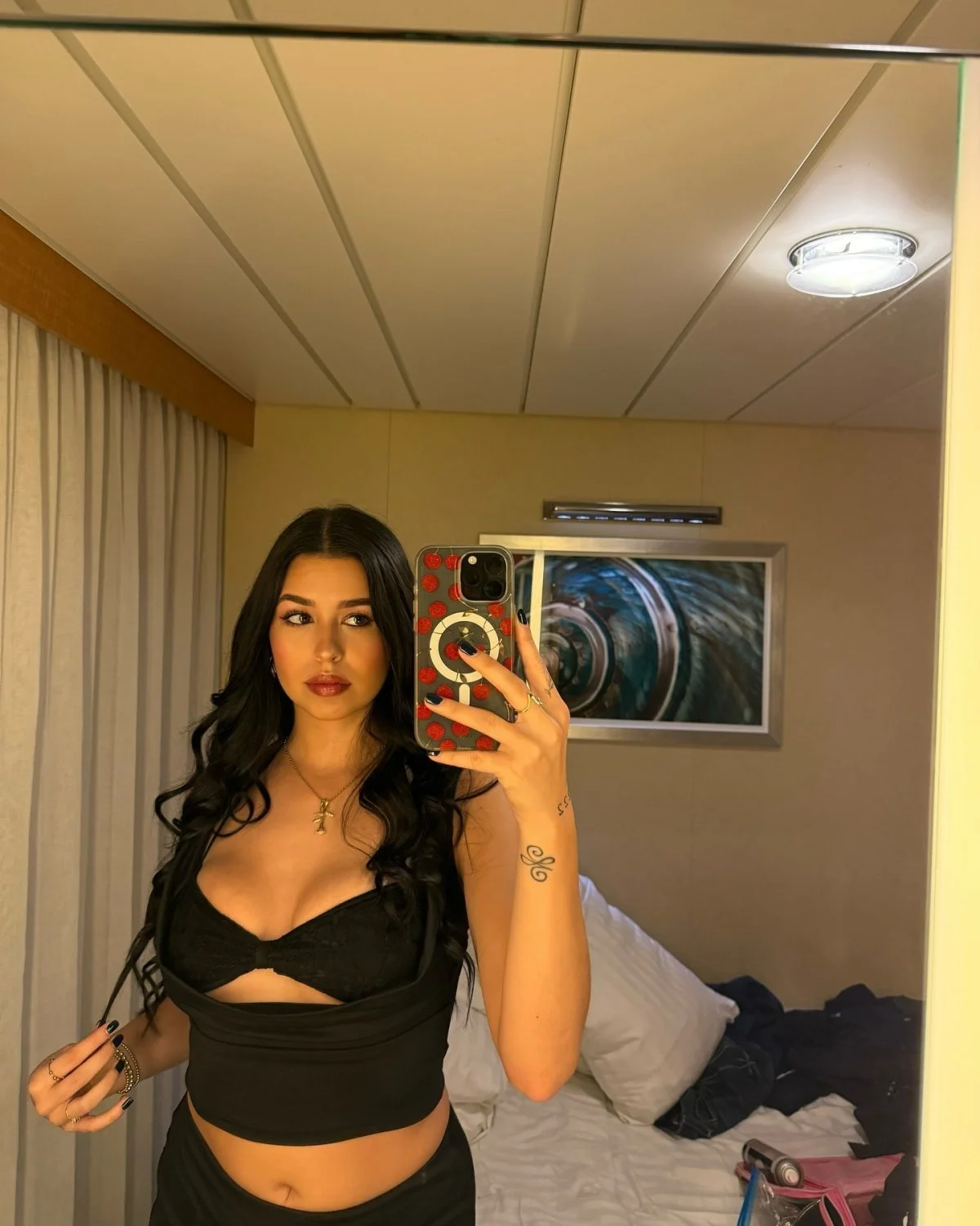 Sexy thicc latina webslut Alyssa image 16