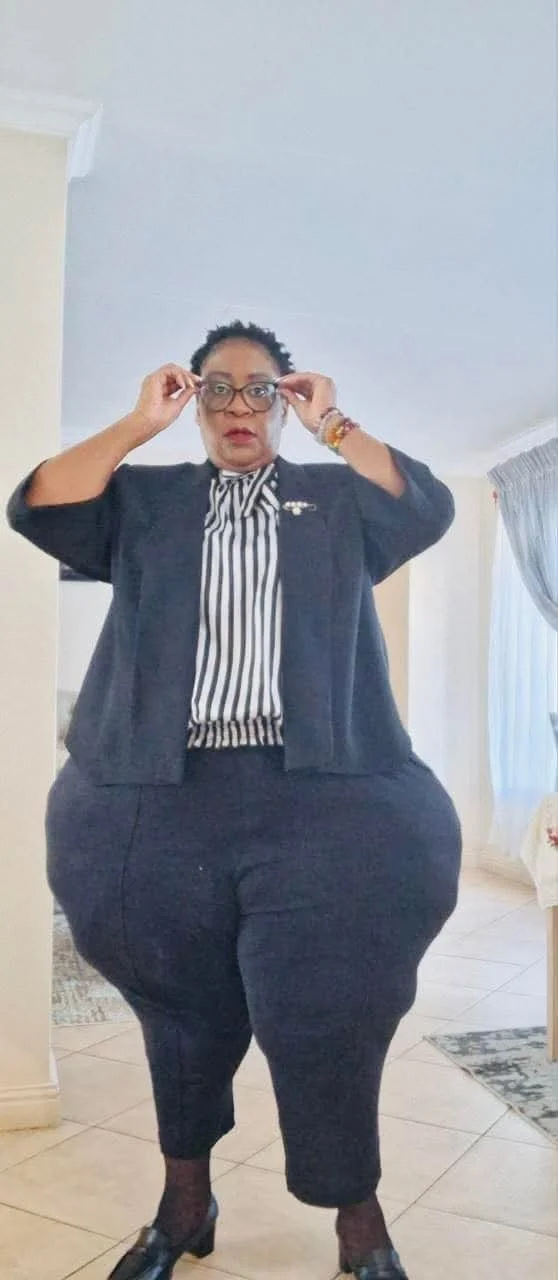 Damn this granny sexy as fuck 🤤🍑🍆💦 image 26