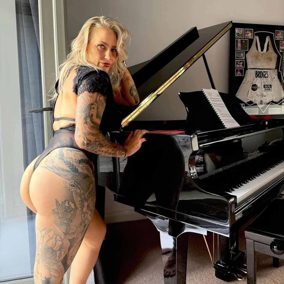 Big Booty Boxing Beauties 🎂😍💓 image 41