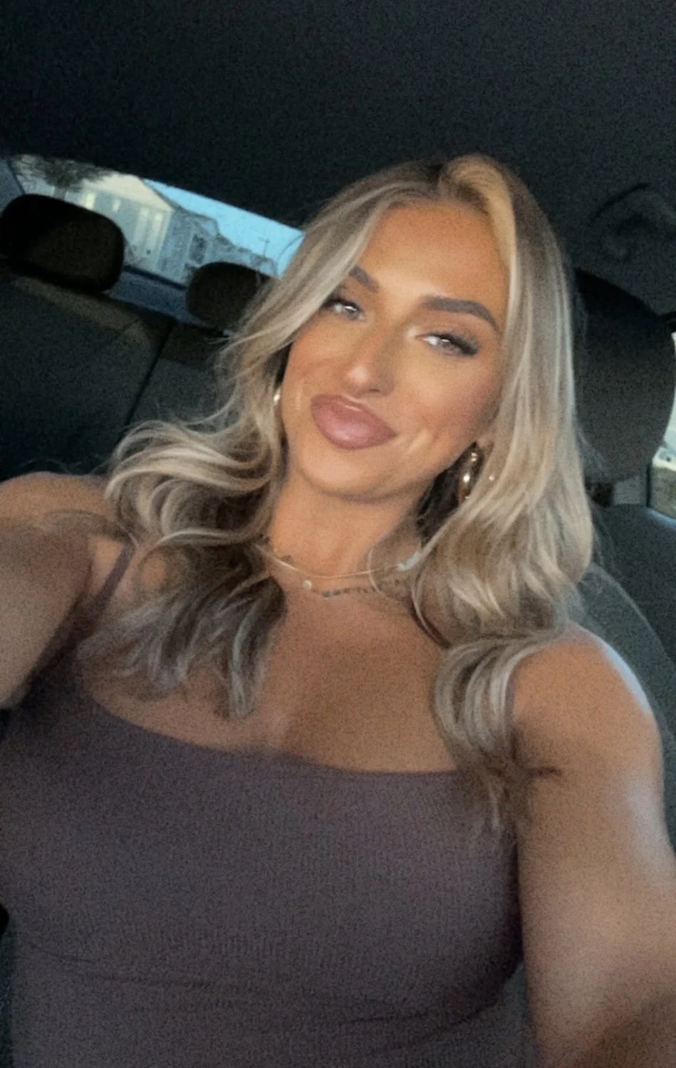 Long nose fat lip Savanna sniffs and kisses nigger ass image 14