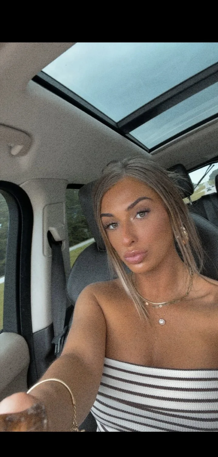 Long nose fat lip Savanna sniffs and kisses nigger ass image 19