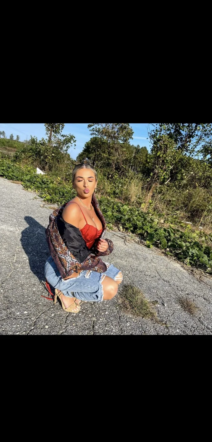 Long nose fat lip Savanna sniffs and kisses nigger ass image 25