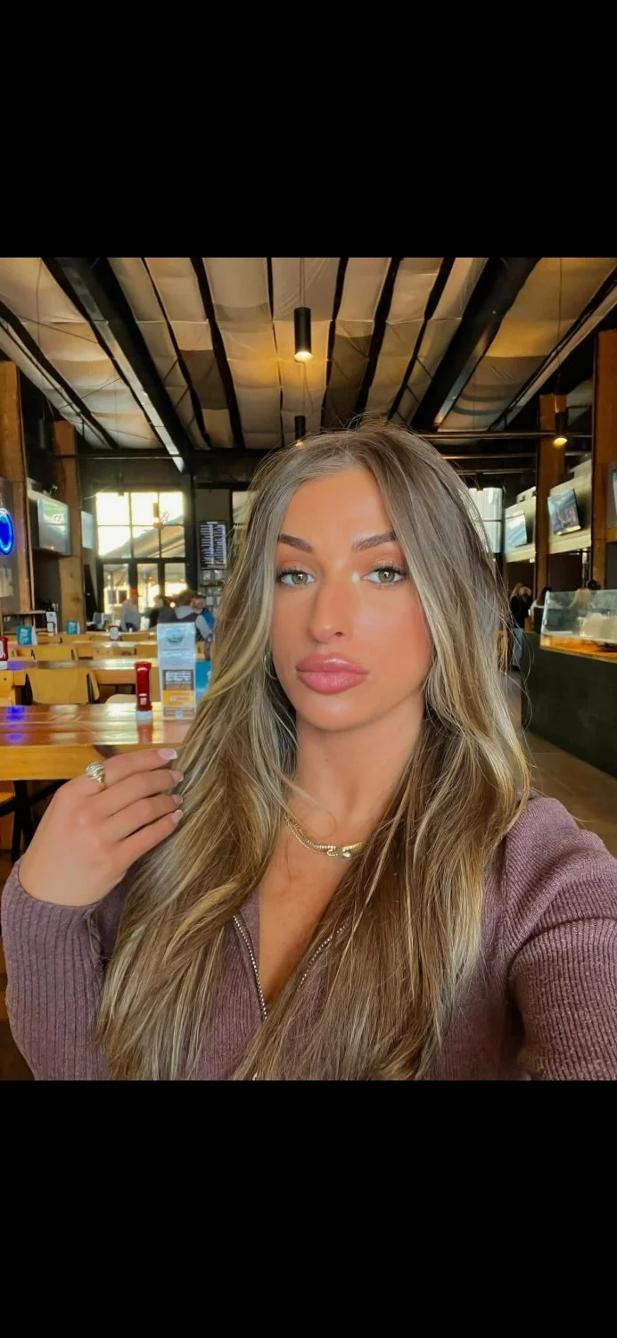 Long nose fat lip Savanna sniffs and kisses nigger ass image 4