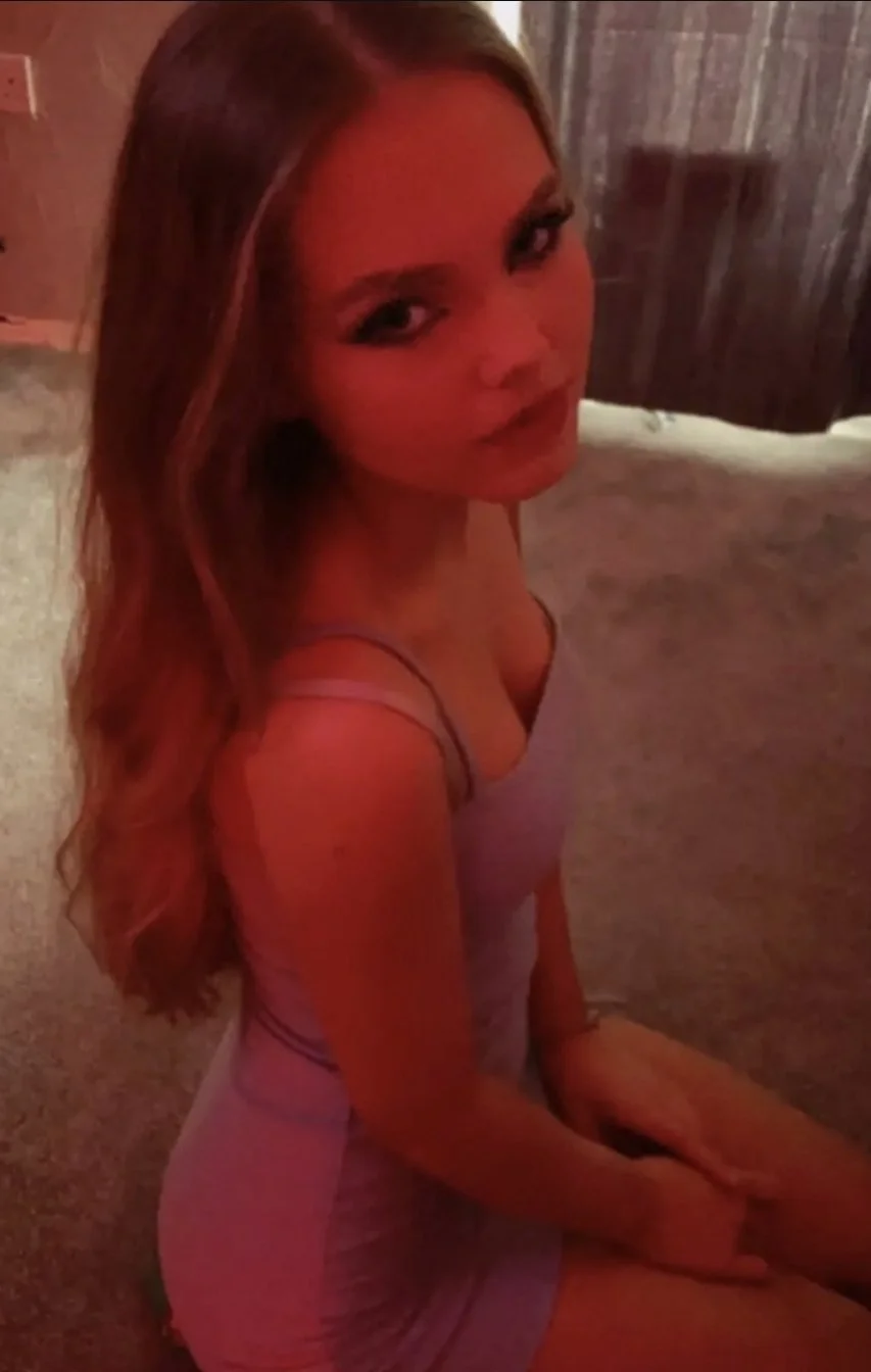 Jenna image 4