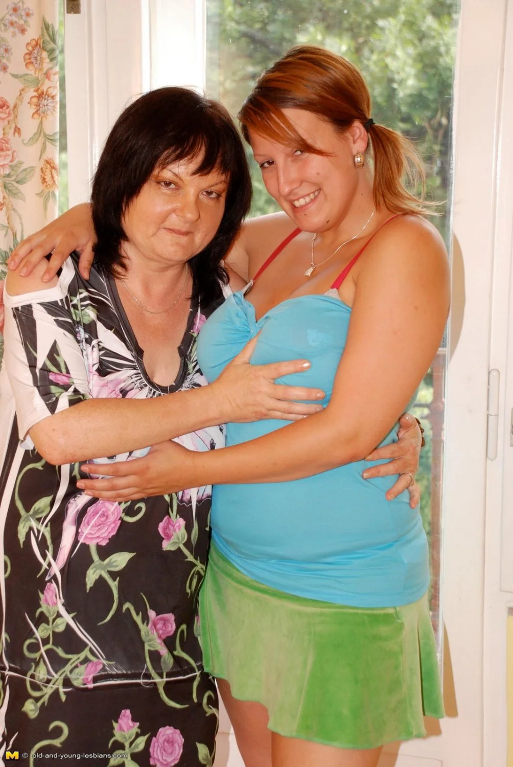Alyssa 22 And Delora 51 (1/2) image 5