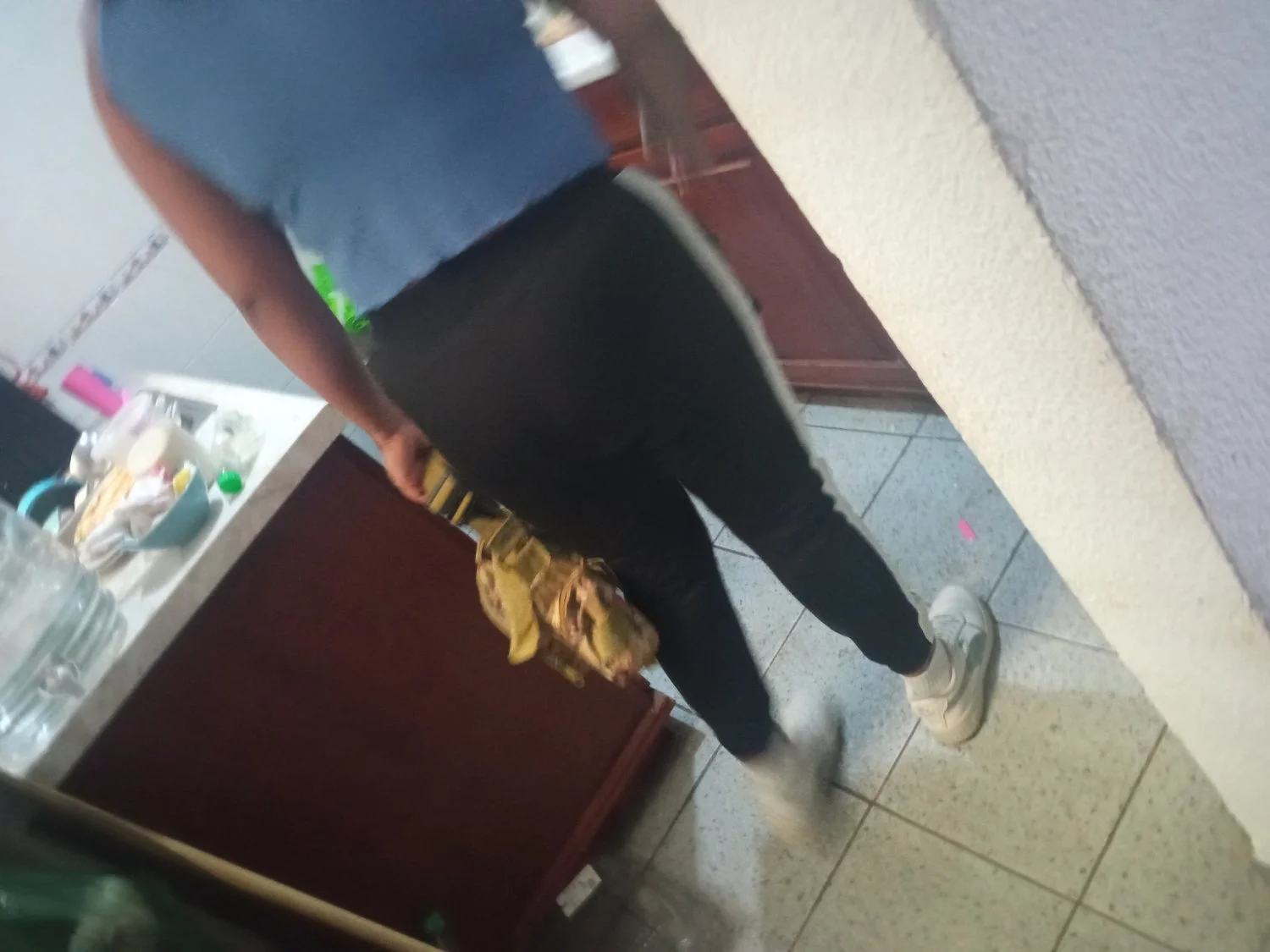 Mi hermana image 10