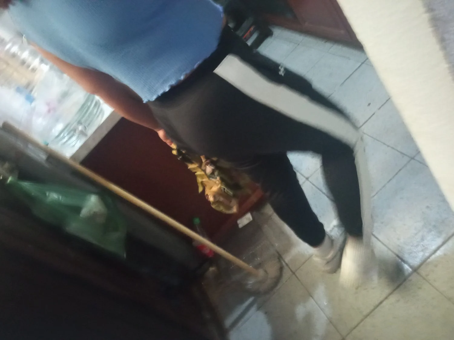 Mi hermana image 9