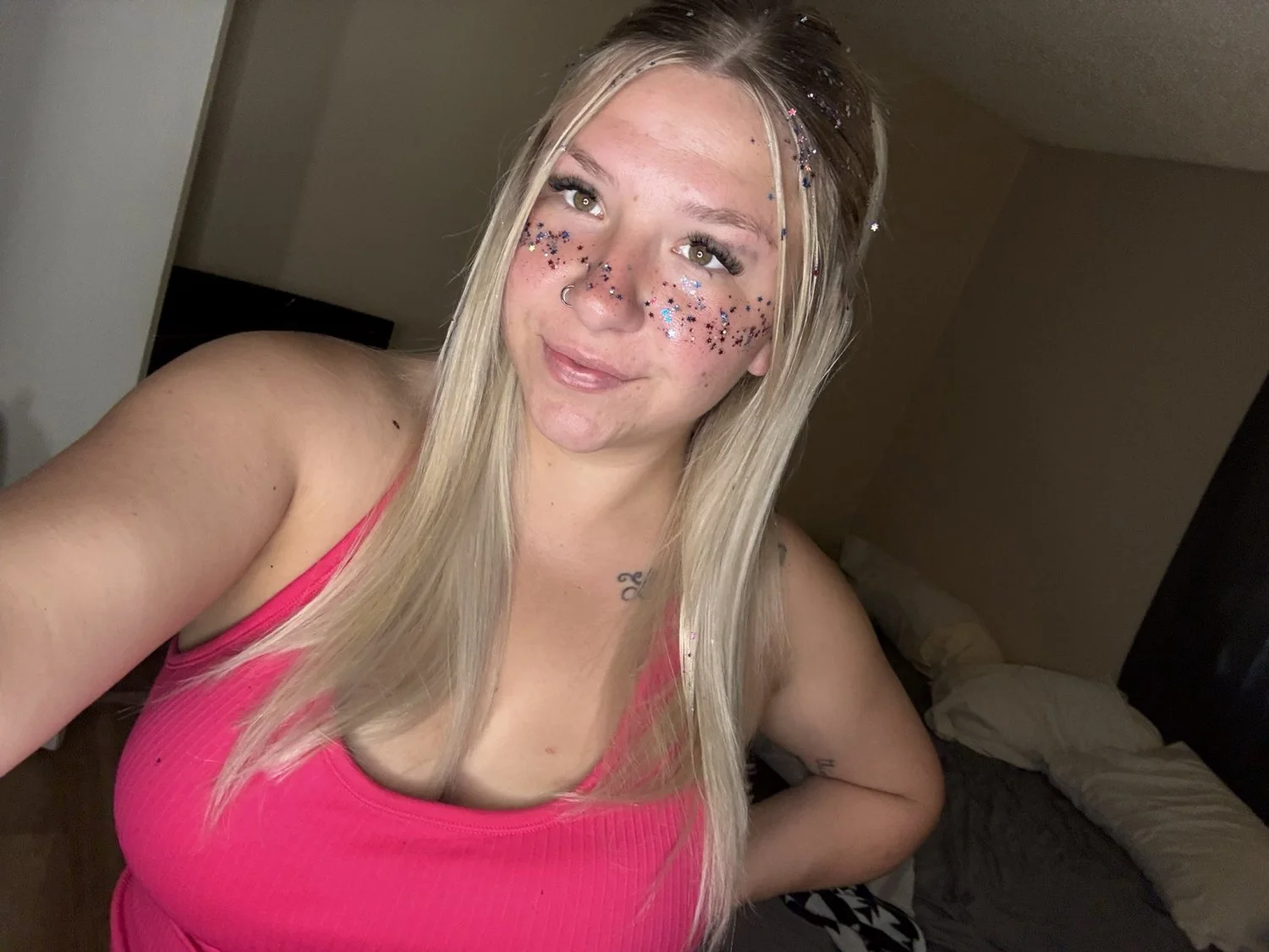 19yr old pawg image 7