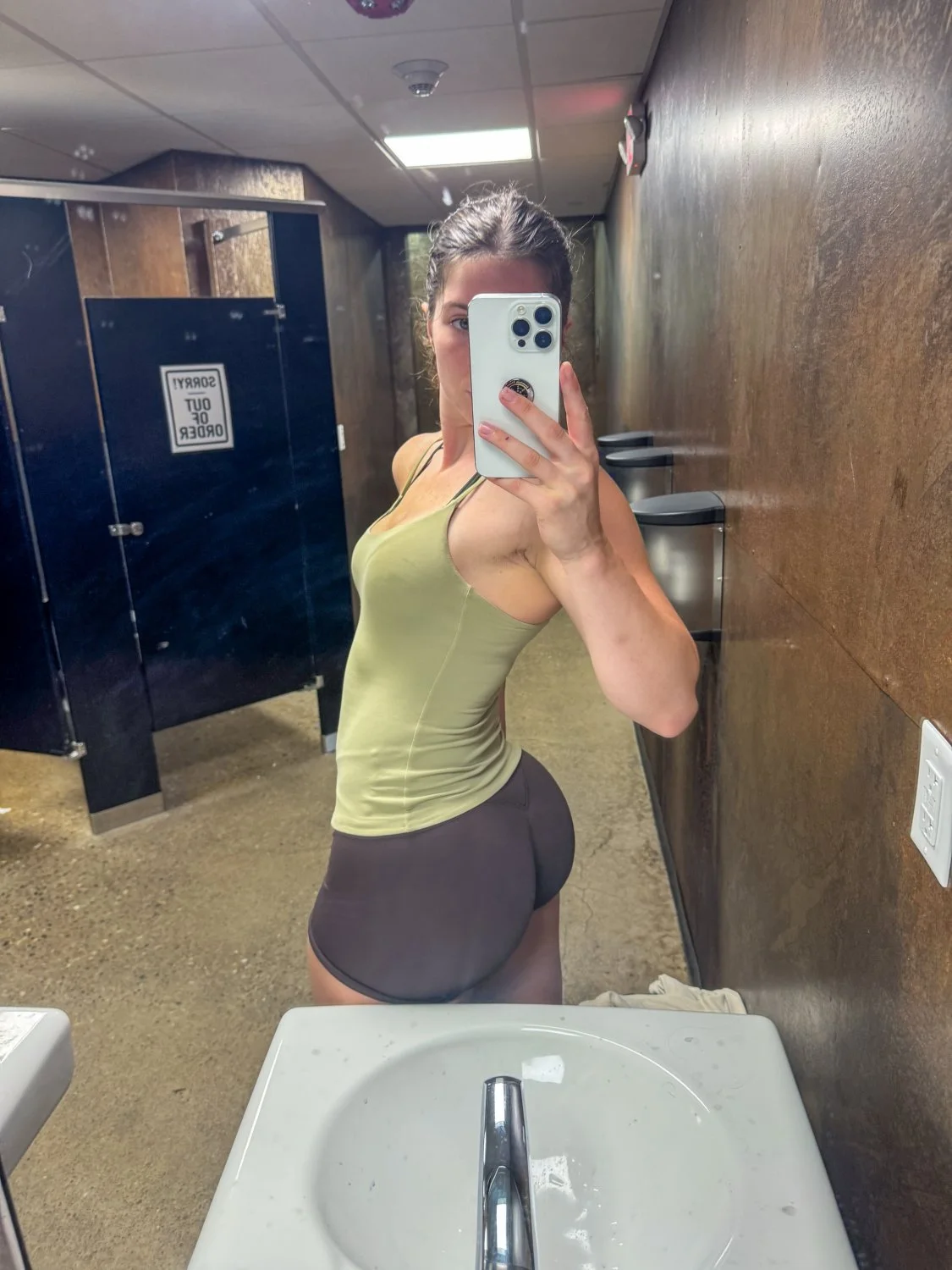Gym Time🔥🍑💪🏼 image 2