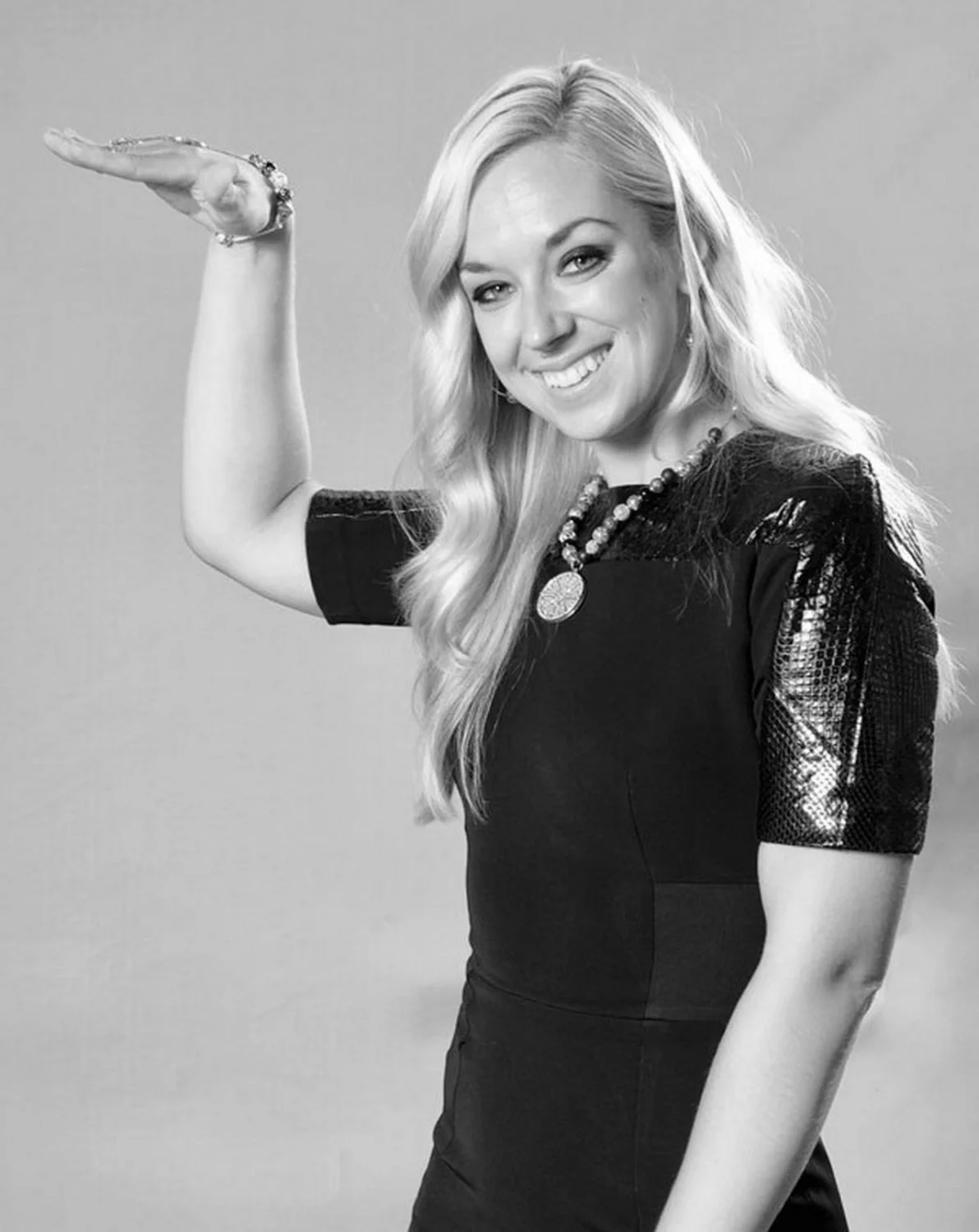 sabine-lisicki-wta-pre-wimbledon-2014-party-in-london_3 image 14