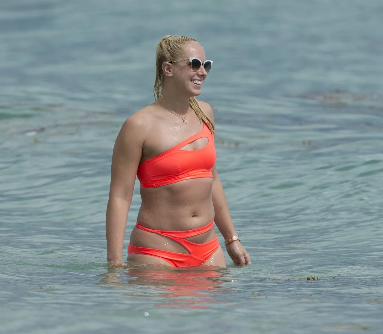 sabine-lisicki-wta-pre-wimbledon-2014-party-in-london_3 image 27