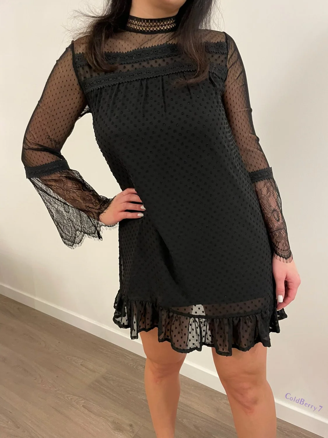 Cold Berry leaked wife image 50
