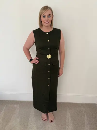 Katie T - British mum of 2 stripped cover image