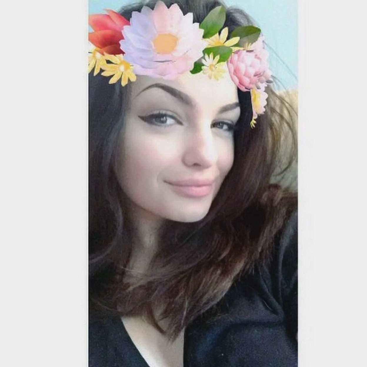 Gorgeous Petite Slut image 3