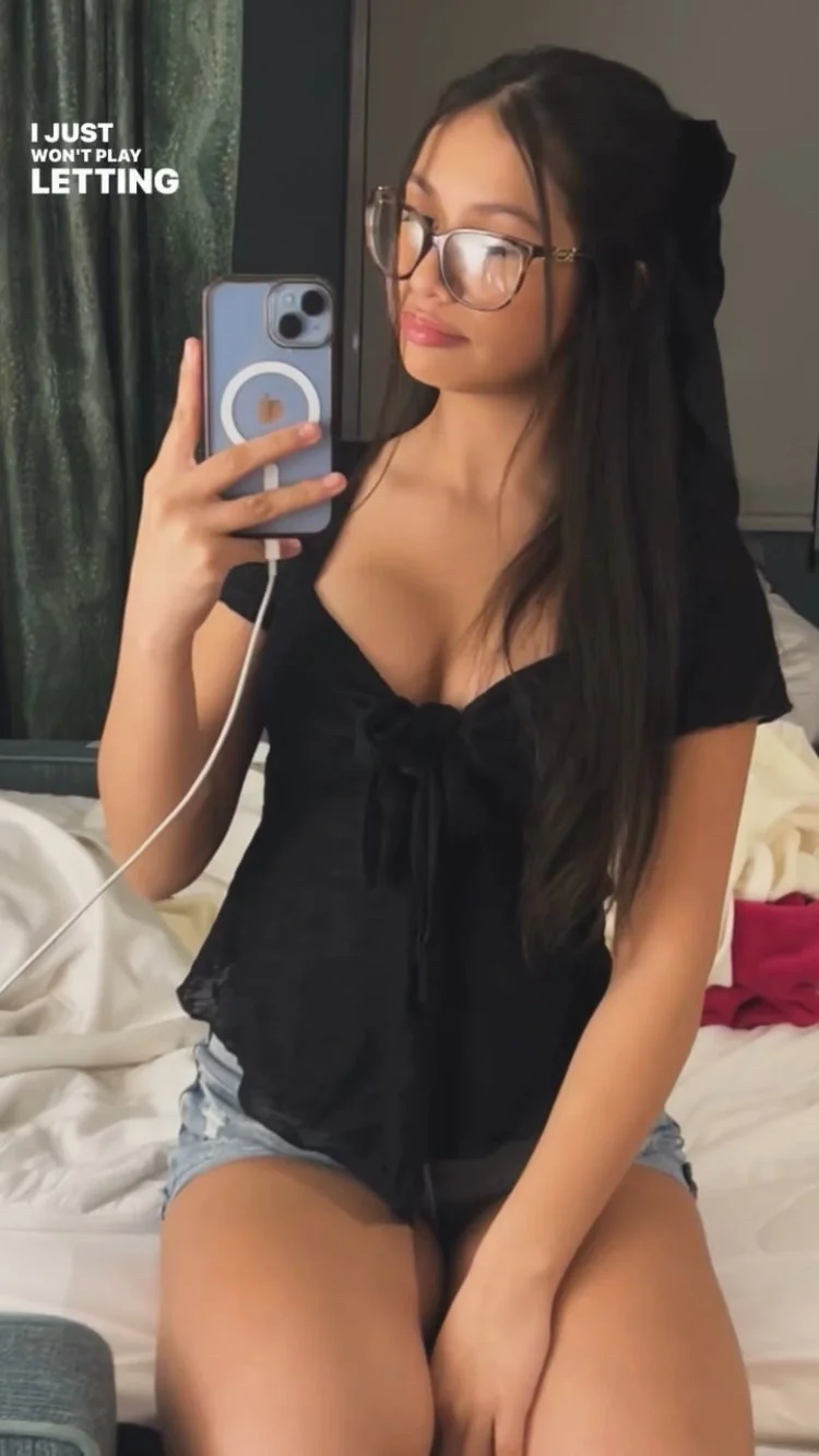 hot latina main image