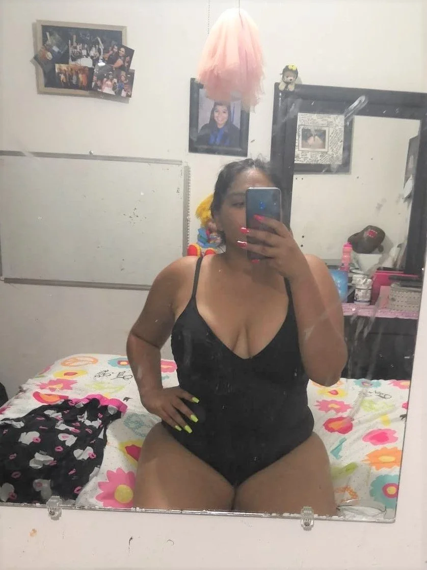 Mi prima tetona es mi puta image 8