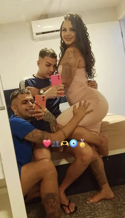 Ellen rodada de fortaleza quem já comeu? Fala ai no chat ou pv cover image