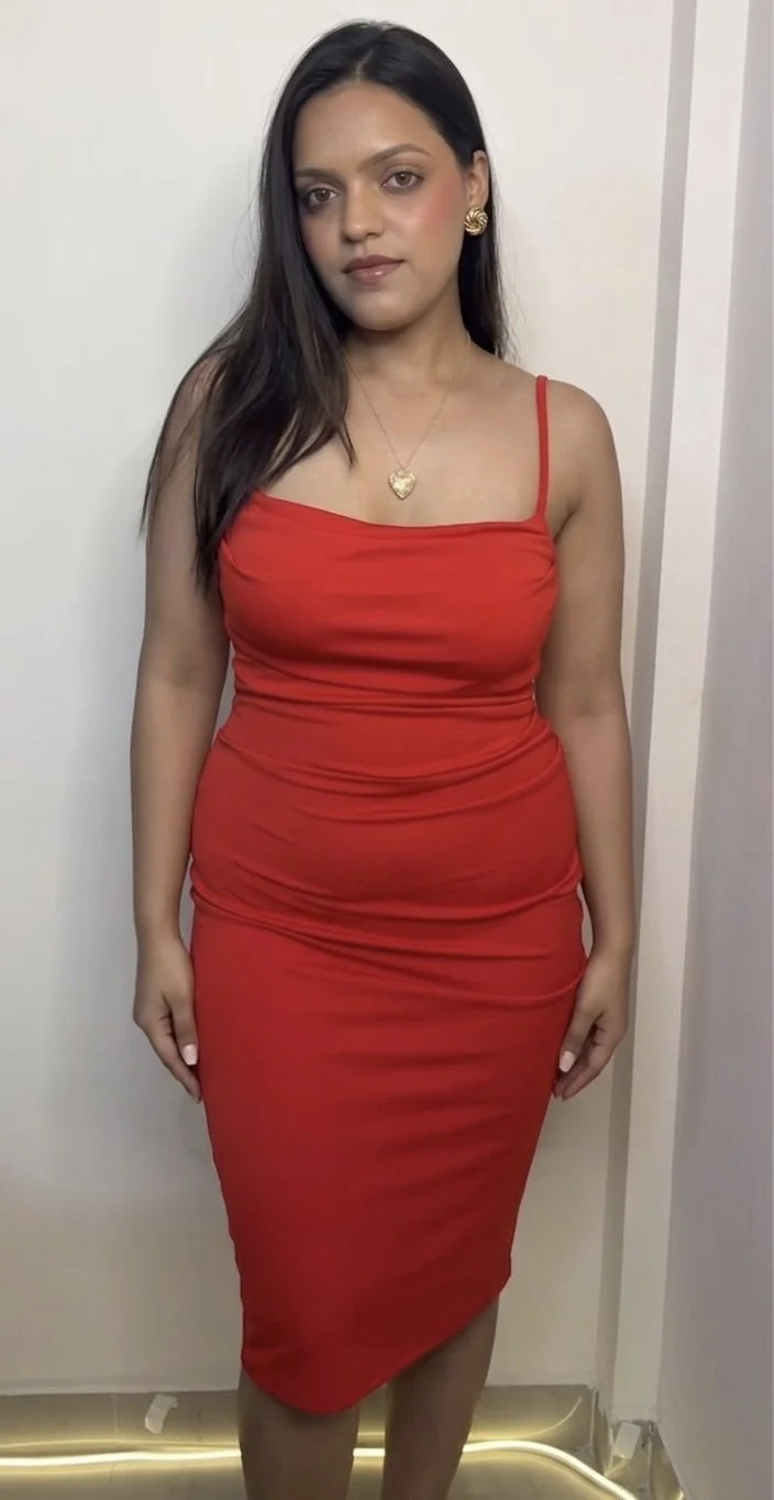 Hot indian insta infleuncer viral pics showing with her face image 15