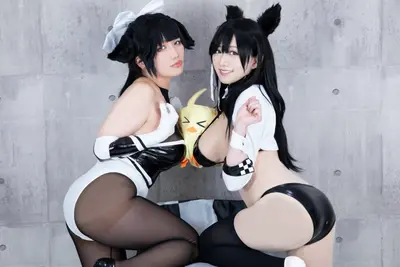 Azurlane Takao Atago cosplayers cover image