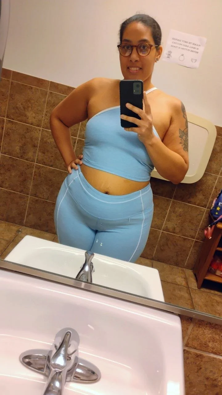 Pregnant Latina Nola gets spitroasted like a good slut image 2