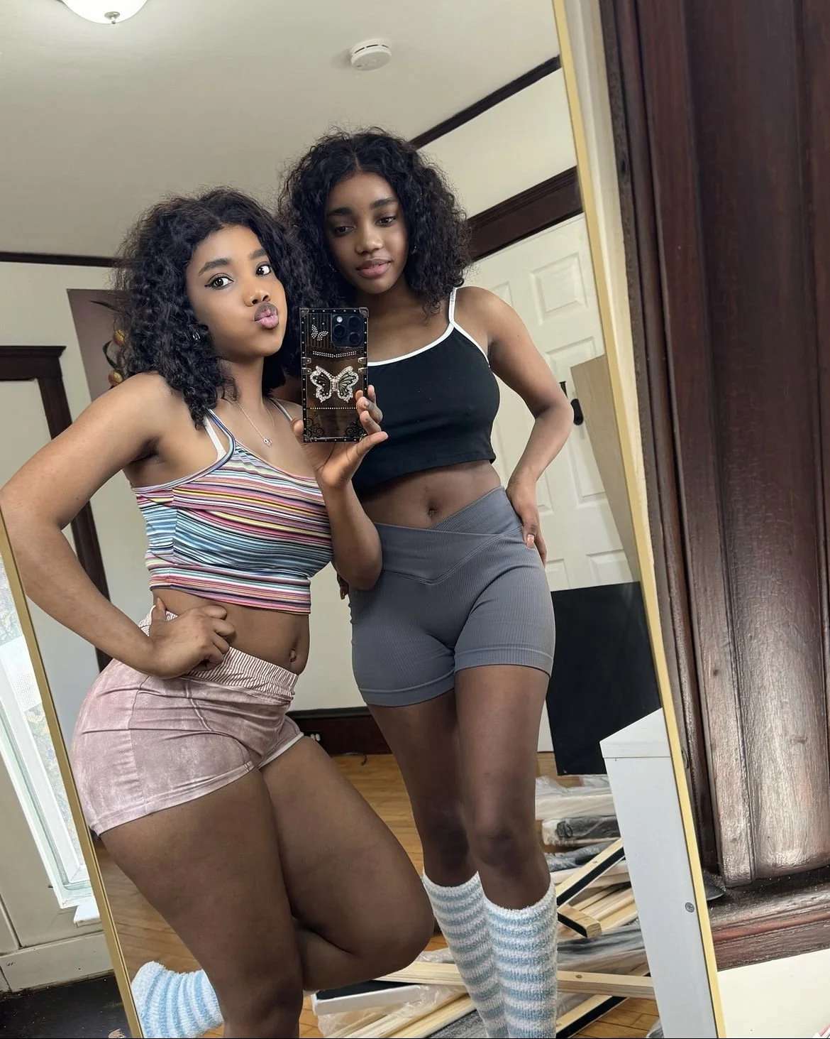 African sisters 😋💋💦 image 1