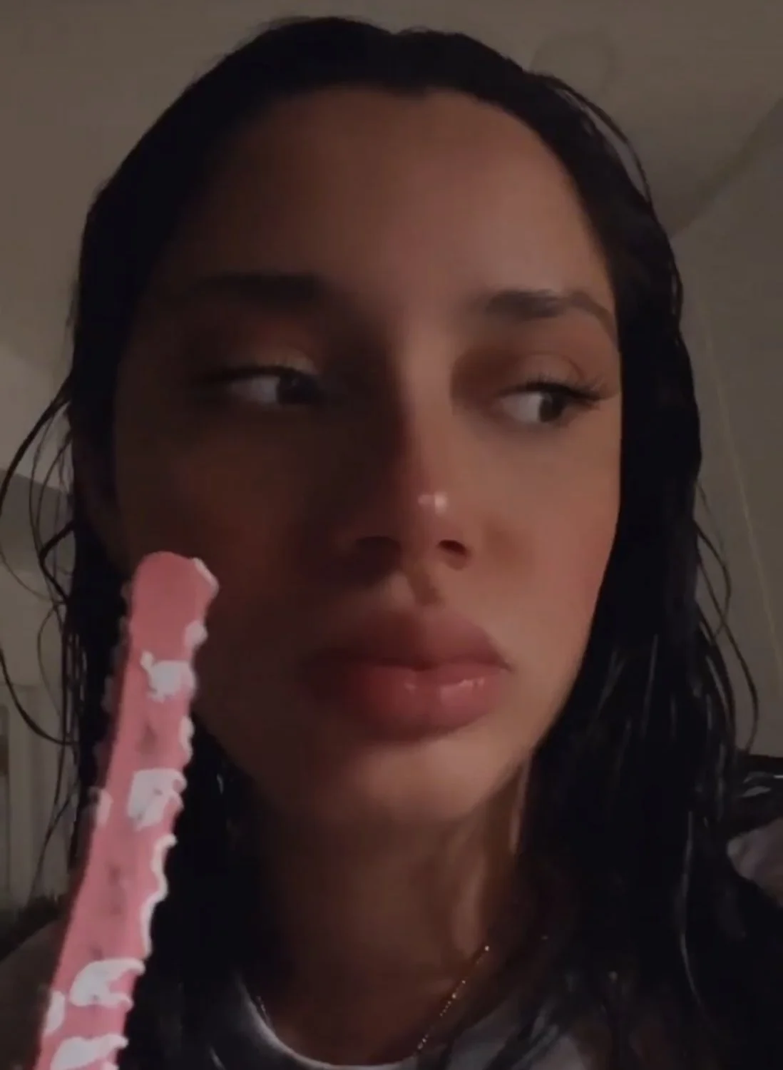 Latina milf dsl lips I would bust all over her beautiful slutty face image 10