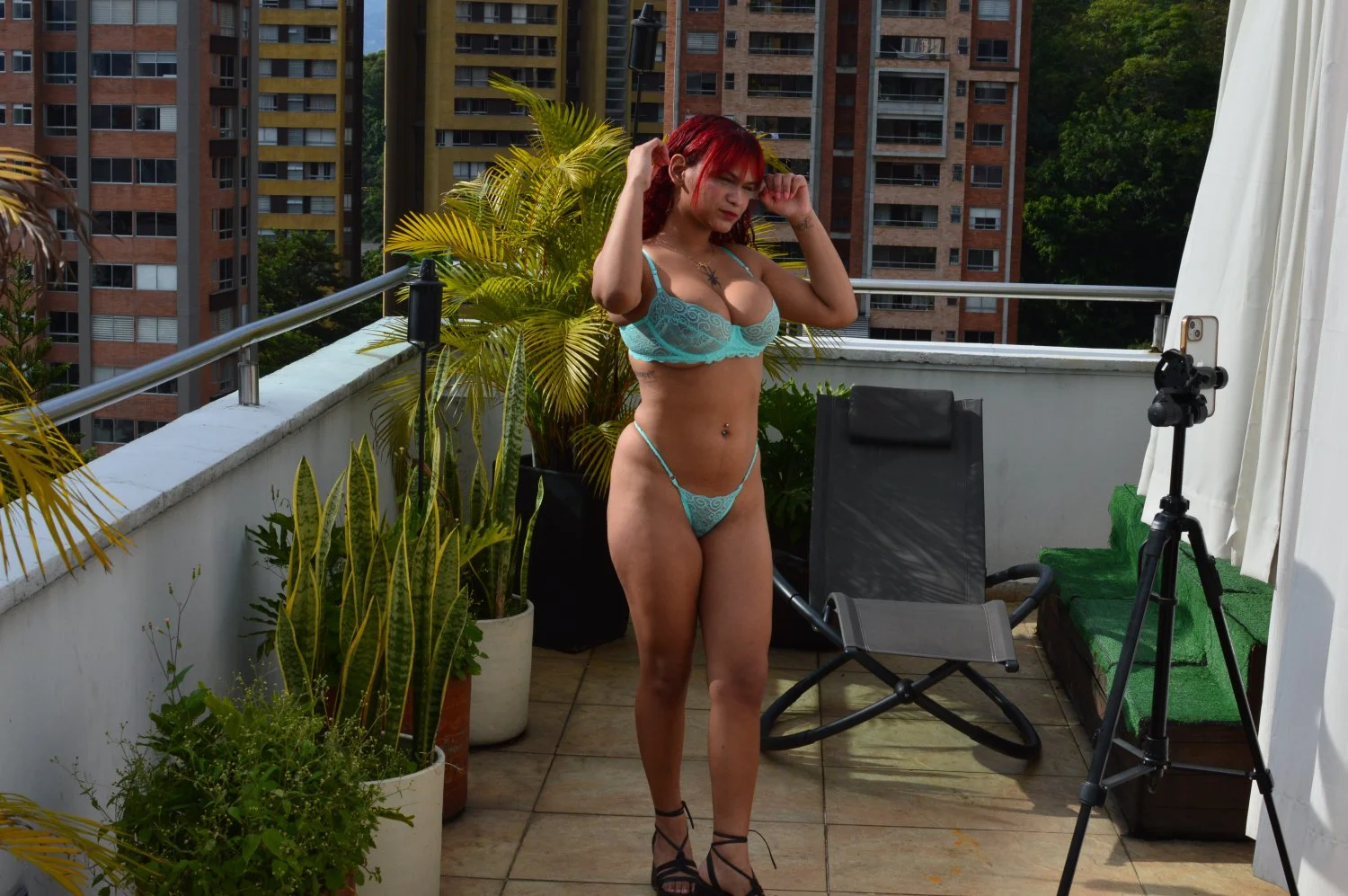 Scarlett image 6
