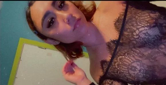 Exposing Esmi image 2