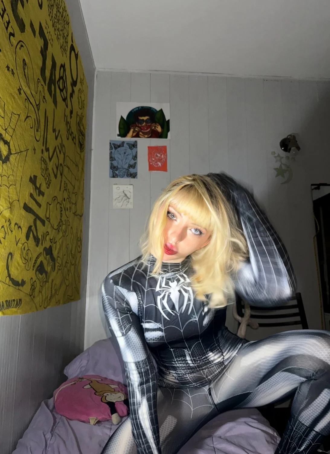 Want me to have my creamy spider web on you image 2