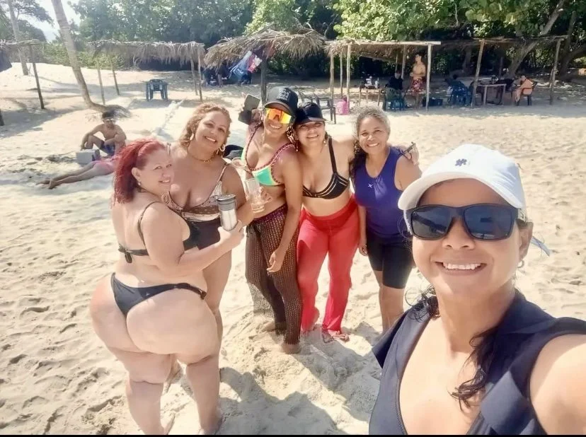 Venezuelan MILF, a real bitch 🇻🇪Damn, she knows what she's got.🔥 image 2