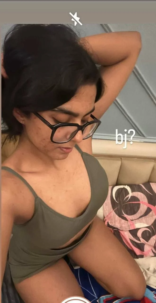 Desi girl leaked image 7