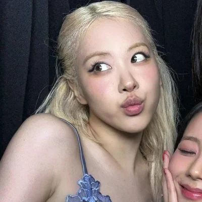 Rose BLACKPINK face porn image 3