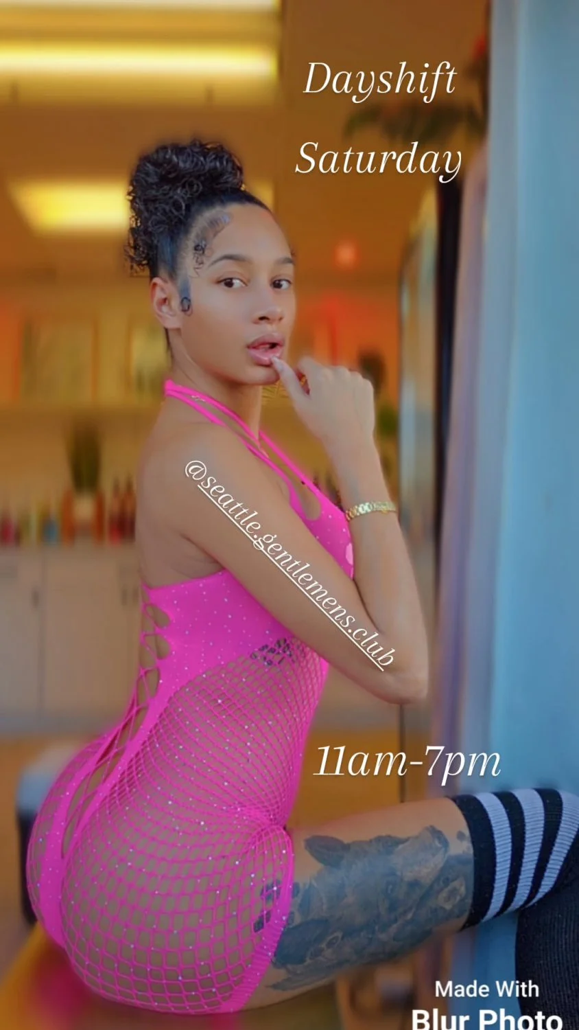 Seattle Lightskin Bikini Barista Stripper baddie image 8