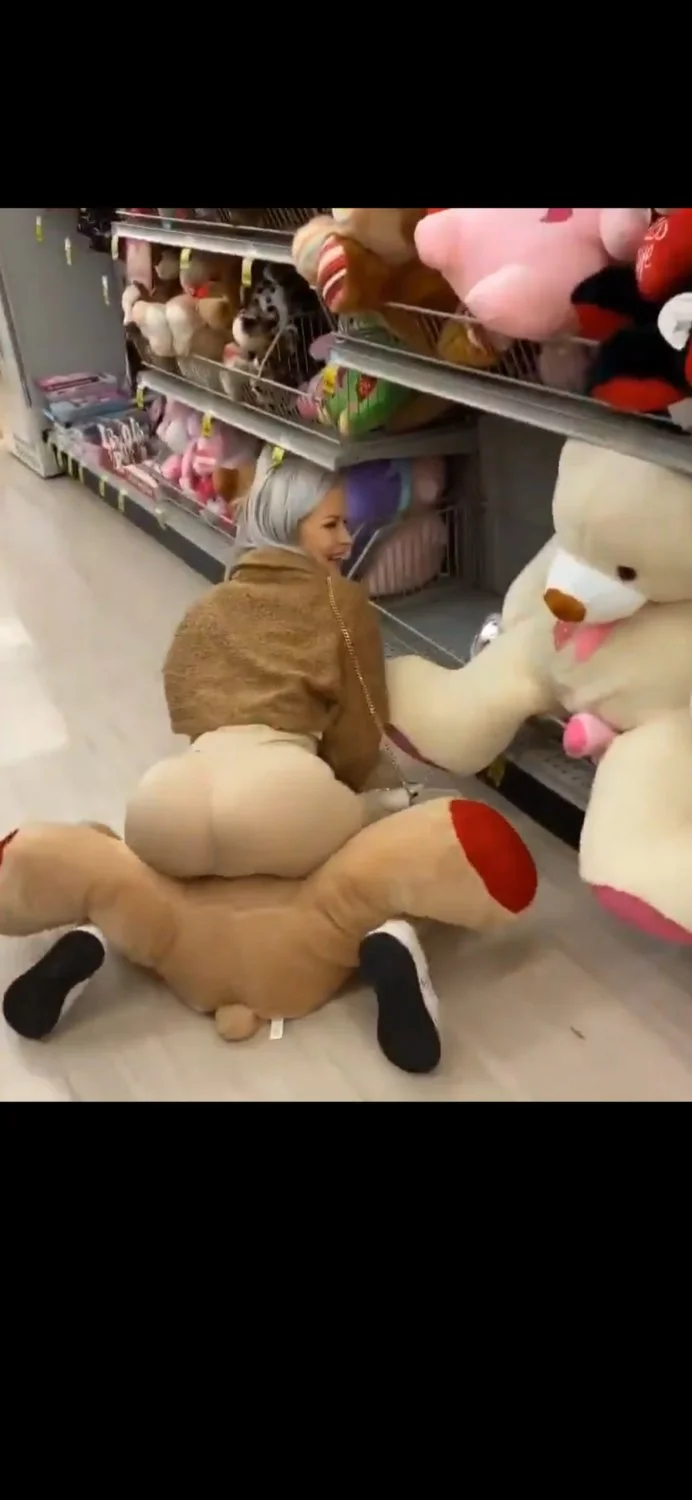 Damn who is this hottie riding her teddy 🥵🍑🔥 image 7
