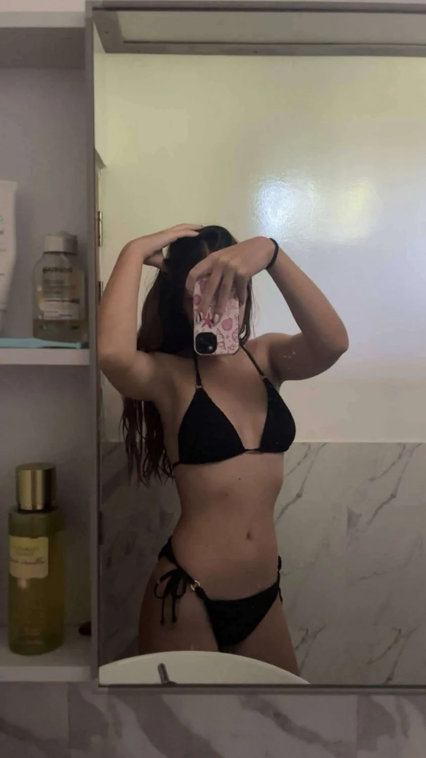 Trisha 19 image 7