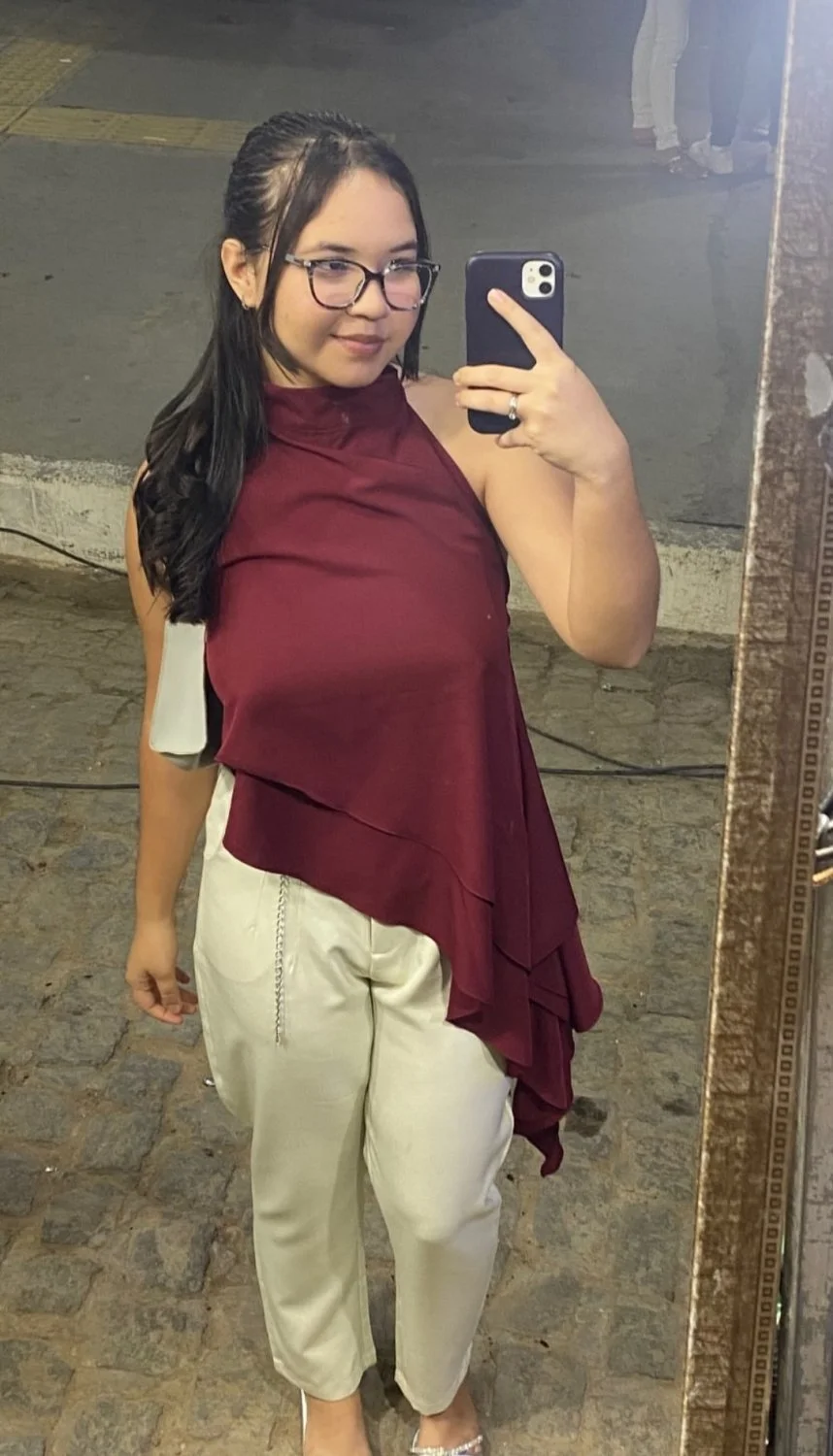 Seguidor pediu pra vazara esposa novinha gostosa dormindo mostrando a buceta image 4