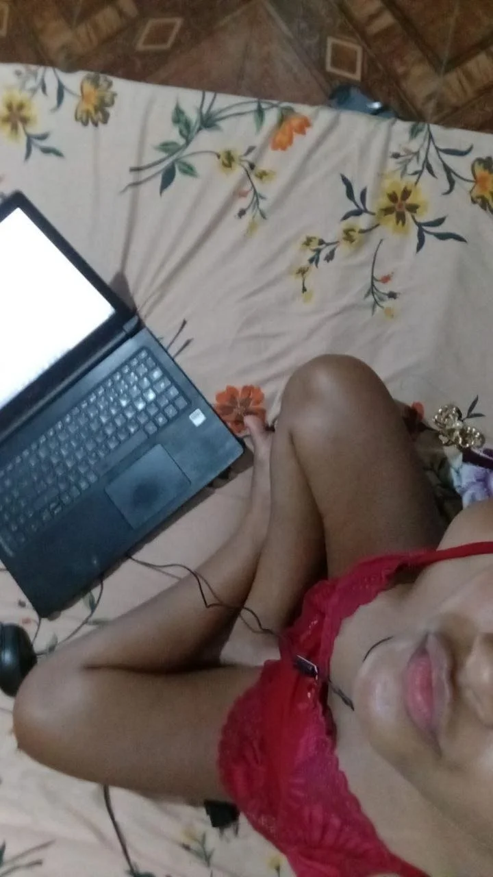Casal novinho perdeu o celular e caiu na net image 5