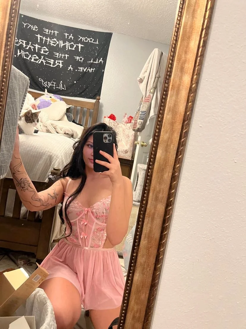 Latina dildo slut Ashley image 11